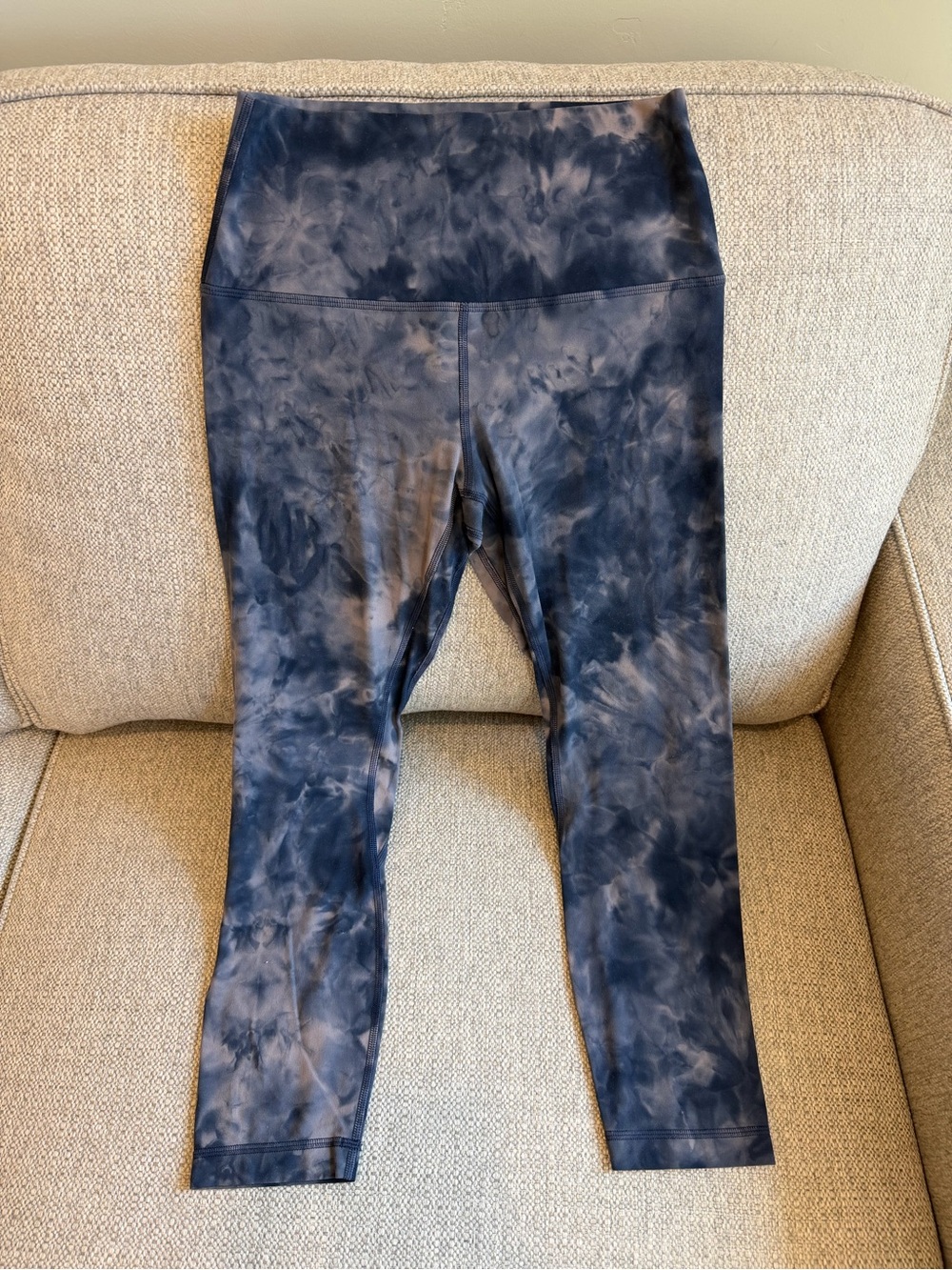 lululemon athletica 23” Align Navy Tie-Dye High-Rise Leggings Size 6